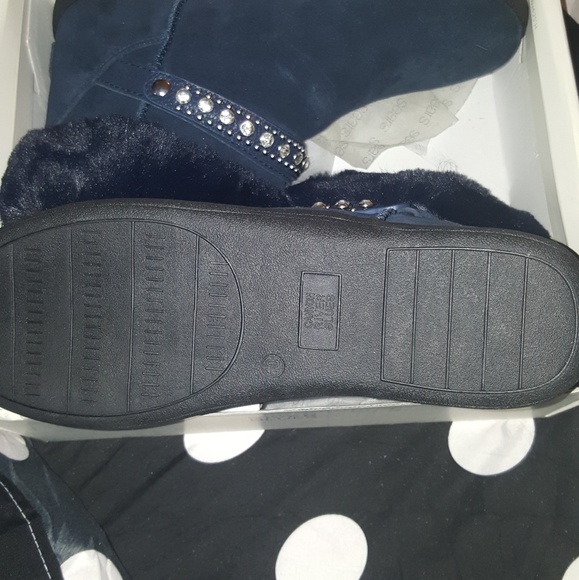 COPY - Boots - Picture 4 of 7